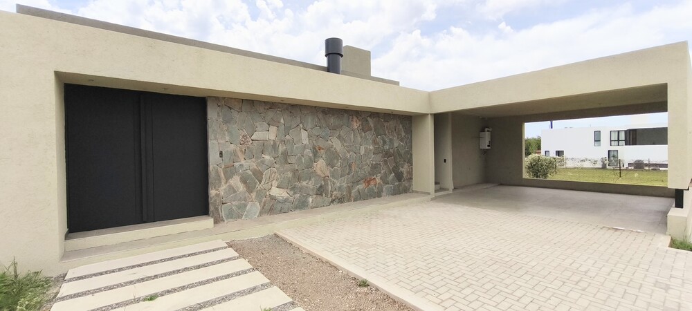 Venta - Casa a ESTRENAR – La Cercan&iacute;a (ruta E53). Tranquilidad en un hermoso entorn